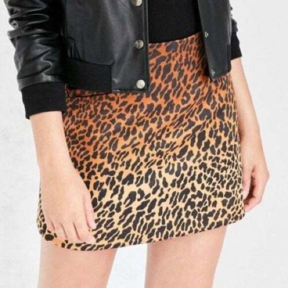Ecoté Leopard Print Mini Skirt